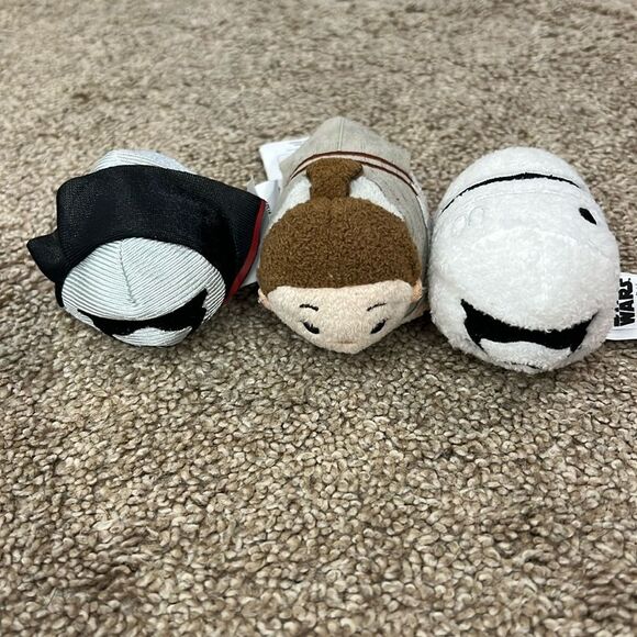 Disney Star Wars Tsum Tsum Mini Plushies Lots of 3 Rey Stormtrooper - Picture 1 of 5